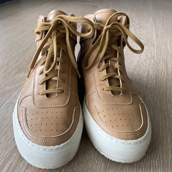 Common Projects mid top leather sneakers, size 37! - Picture 5 of 11